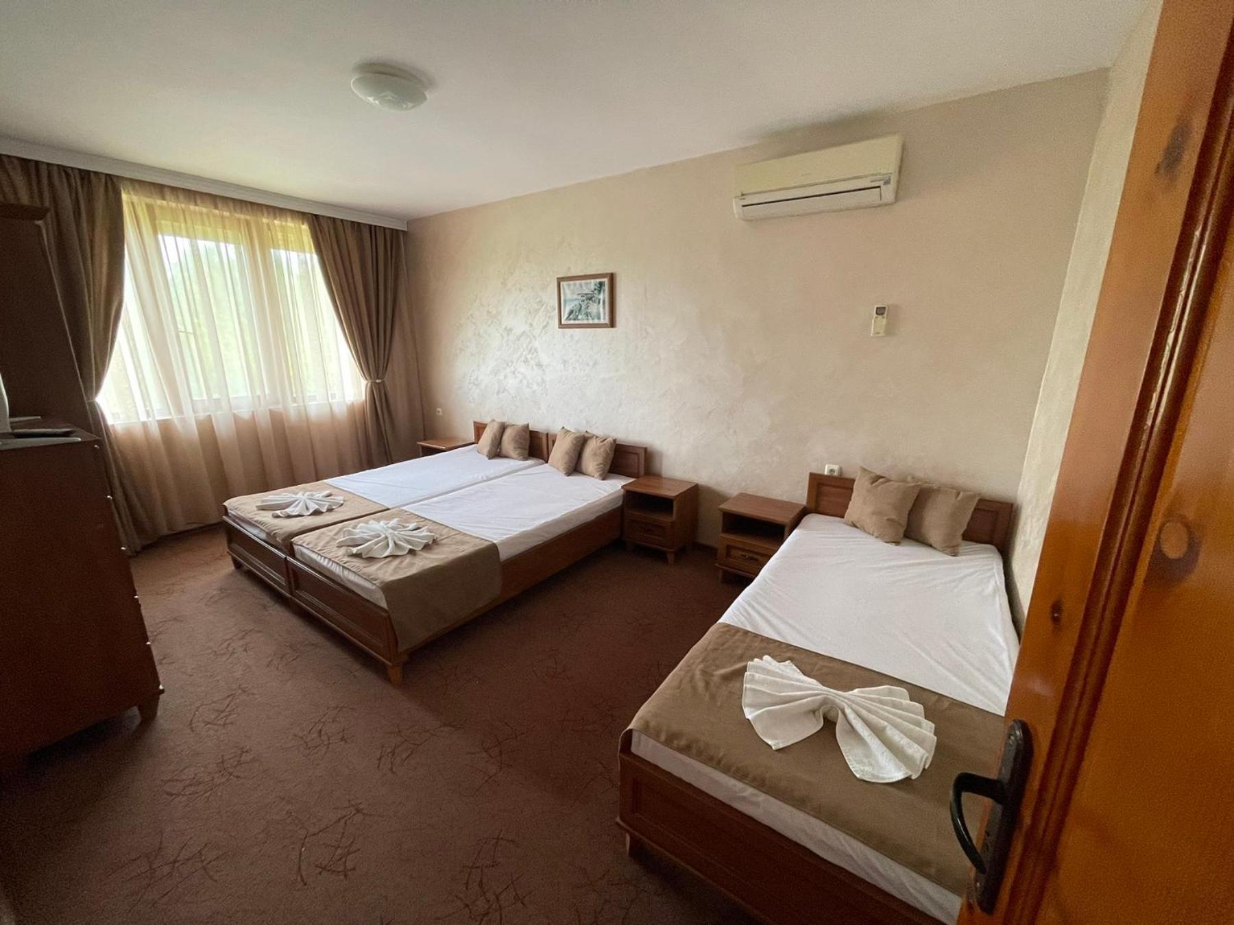 Villa Dechkoni Kavarna Extérieur photo