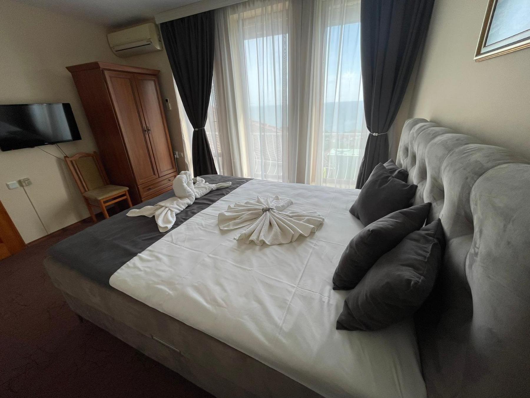 Villa Dechkoni Kavarna Extérieur photo